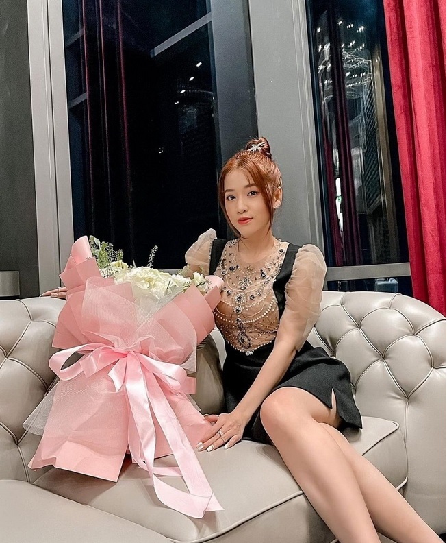 ĐẦM TAY PHÙNG PHỐI LƯỚI KẾT NGỌC TRAI MS 2516