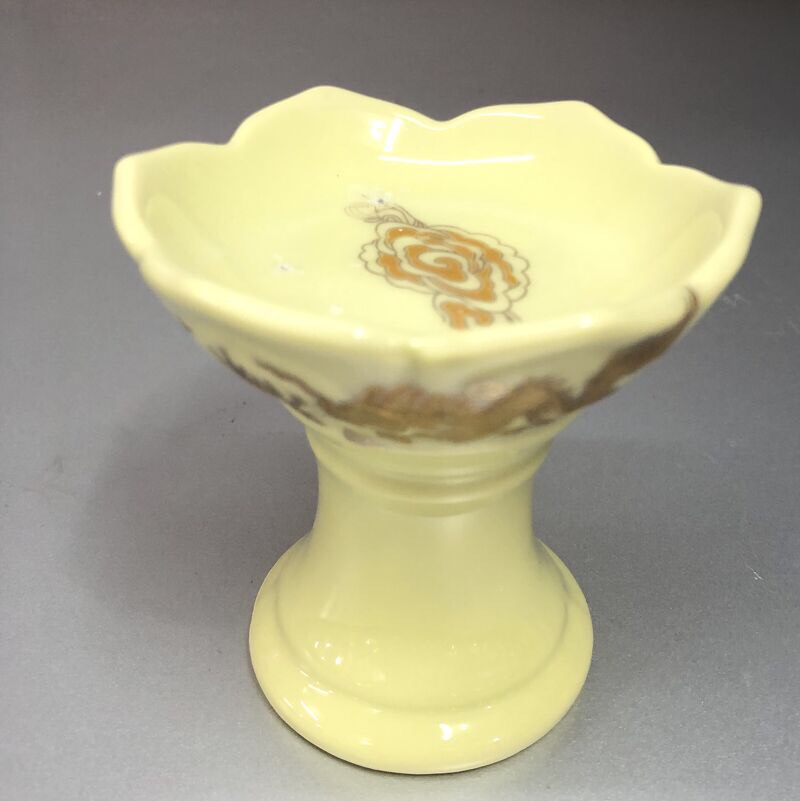 Chân đế sứ cúng nến thờ BH10121