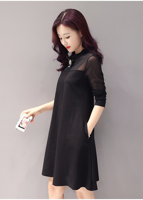 Đầm Dài Tay Phối Lưới Duyên Dáng