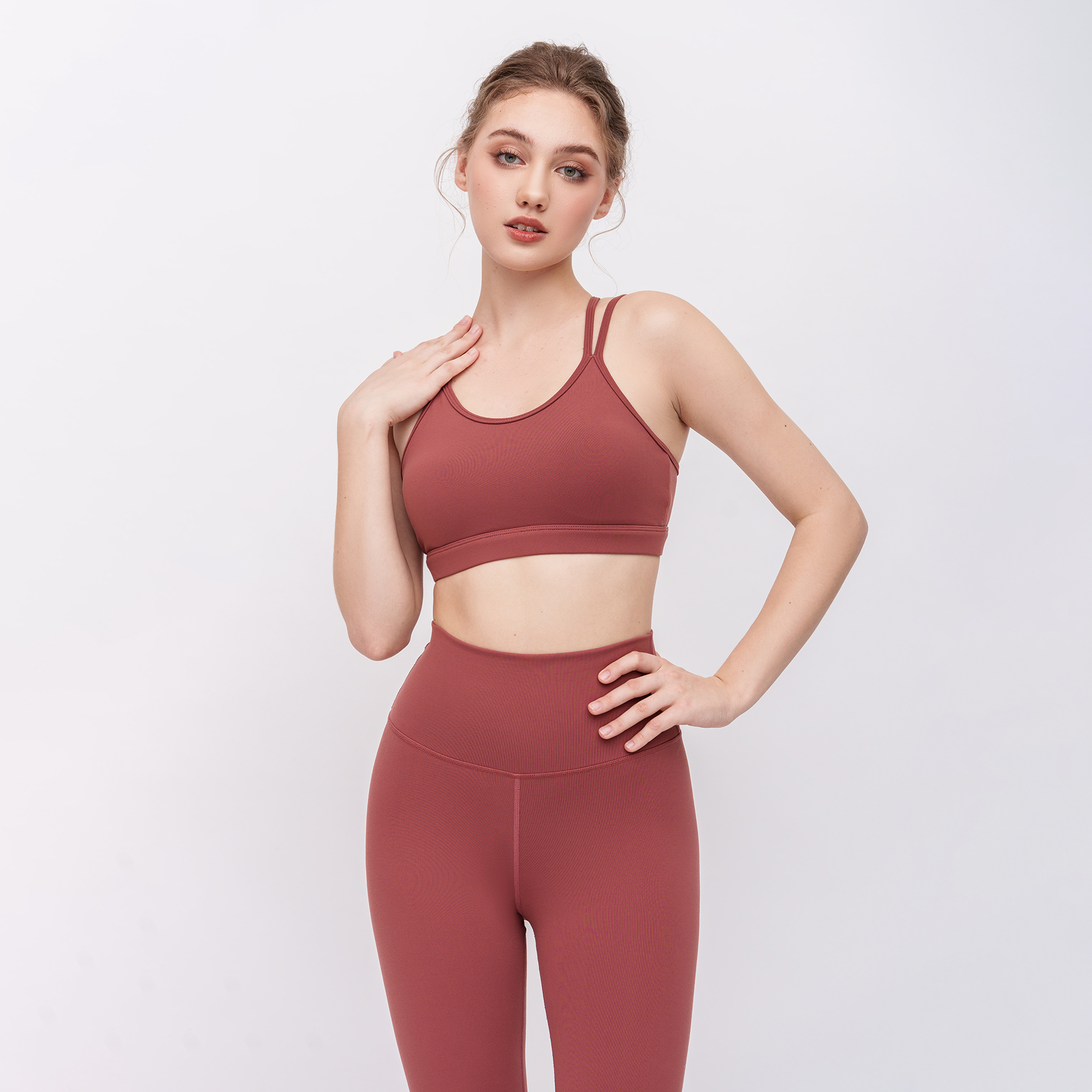 Set Đồ Tập Yoga Gym Luxury Hibi Sports H156 Áo Đan Dây Phối Khoen, Kèm Mút Ngực. Chất Vải Hi-Fabric