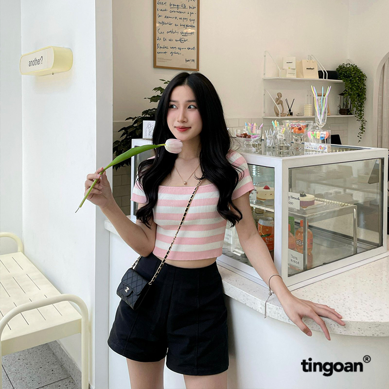 Áo len crop lửng ngắn tay cổ vuông kẻ trắng hồng BORA BORA TOP/PK