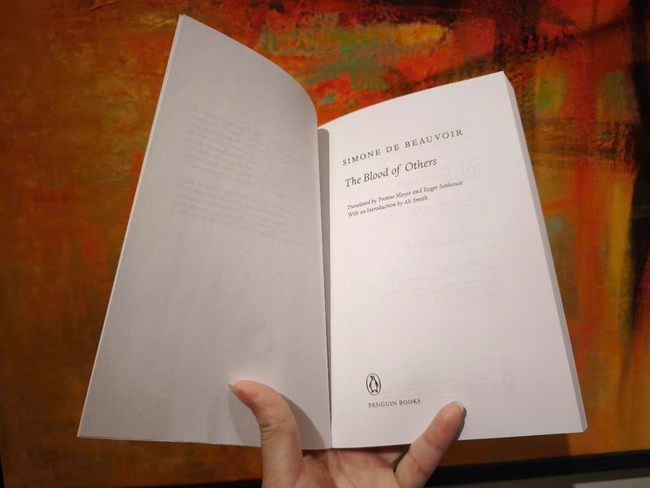 Sách - The Blood of Others (Penguin Modern Classics) by Simone de Beauvoir/Literature/Political-Ngoại văn tiếng Anh UK