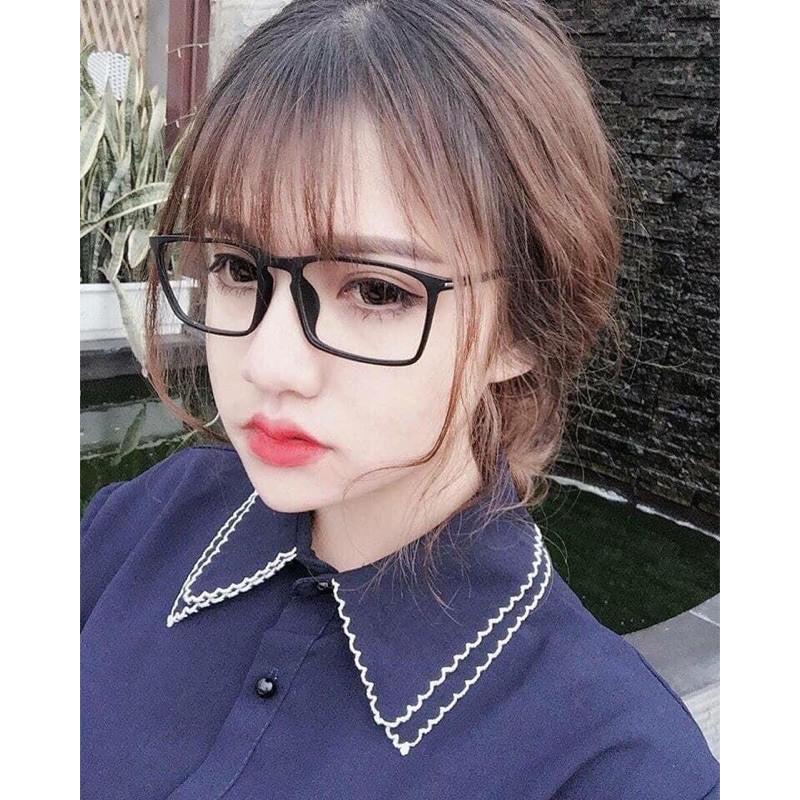 Kính tata màu đen.