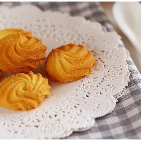 Sét 140 Tờ Giấy Hoa Văn Lót Đĩa Thấm Dầu Mỡ 23cm