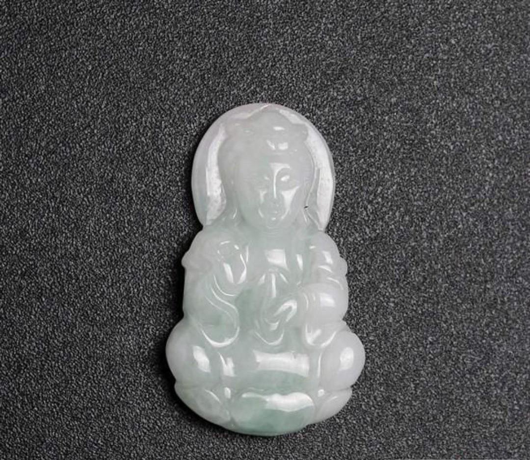 Mặt dây chuyền Phật Bà Quan Âm ngọc Jade, size nhỏ 1.5 x 2.5cm - Đá Non Nước