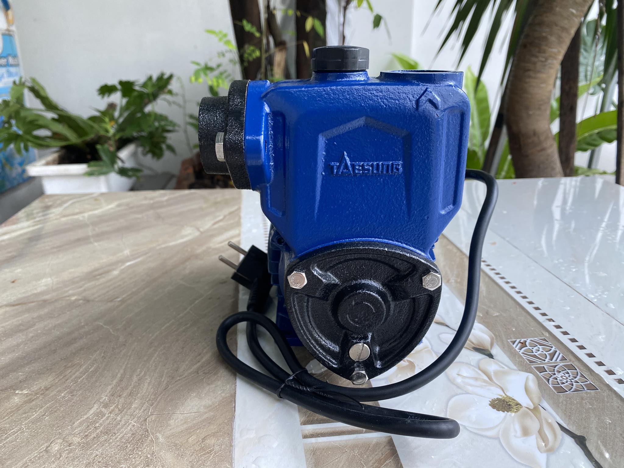 Máy bơm nước cơ 400w TAESUNG dùng cho nhà 2-5 tầng, bơm trợ lực hút nước thủy cục đẩy lên bể chứa, bơm cấp thoát nước, tưới tiêu, vệ sinh nhà vườn,....