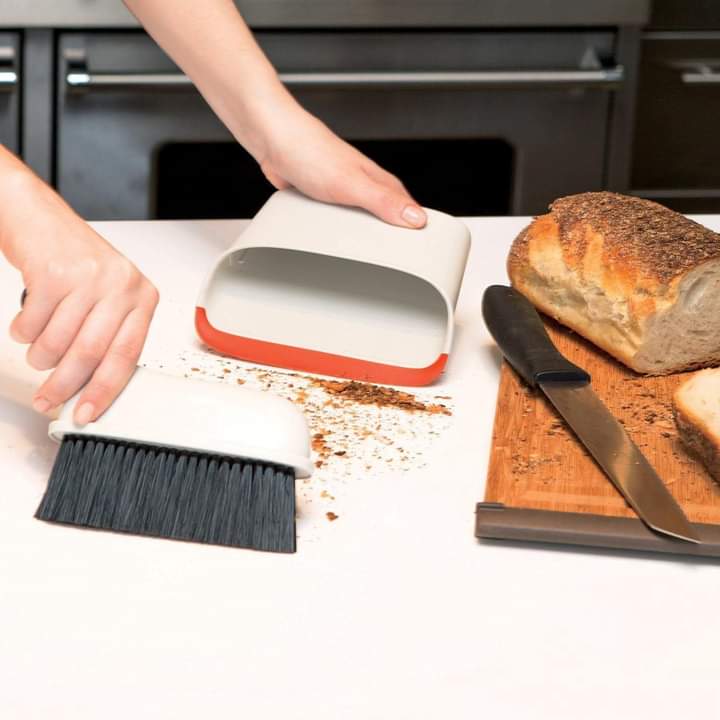Sét chổi kèm hót rác mini Oxo Hàng chính hãng