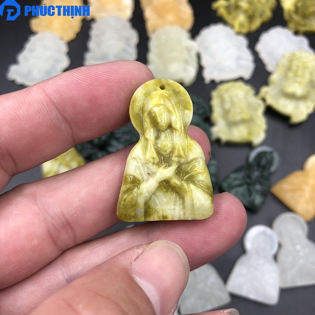 Mặt dây chuyền đá Serpentine Đức mẹ sầu bi MCG.018