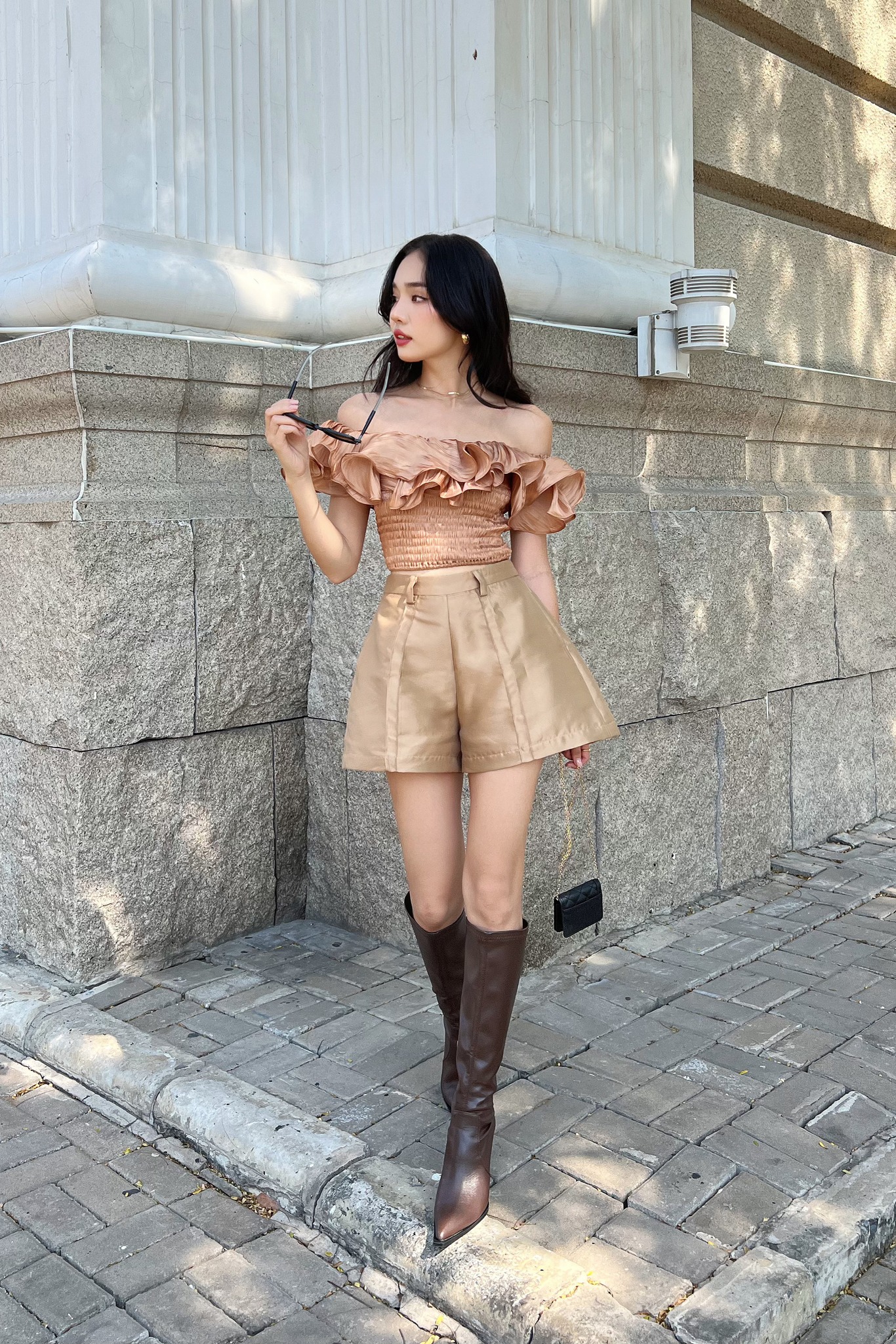 OLV - Áo Kattie Top in Brown