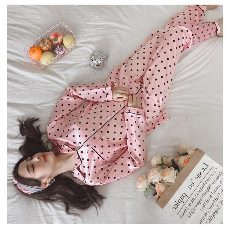 Bộ Đồ Mặc Nhà Pijama Phi Lụa Họa Tiết Chấm Bi CDANP15