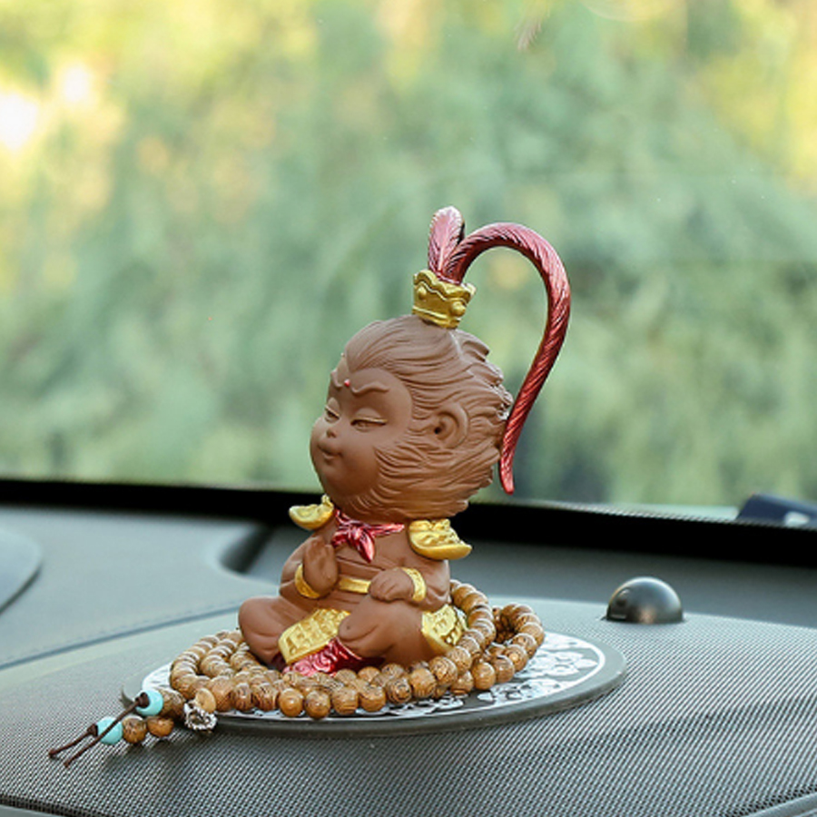 Tượng chibi Mỹ Hầu Vương nón giáp bằng gốm tử sa 11.5cm - mẫu dang tay - tràng hạt vân gỗ