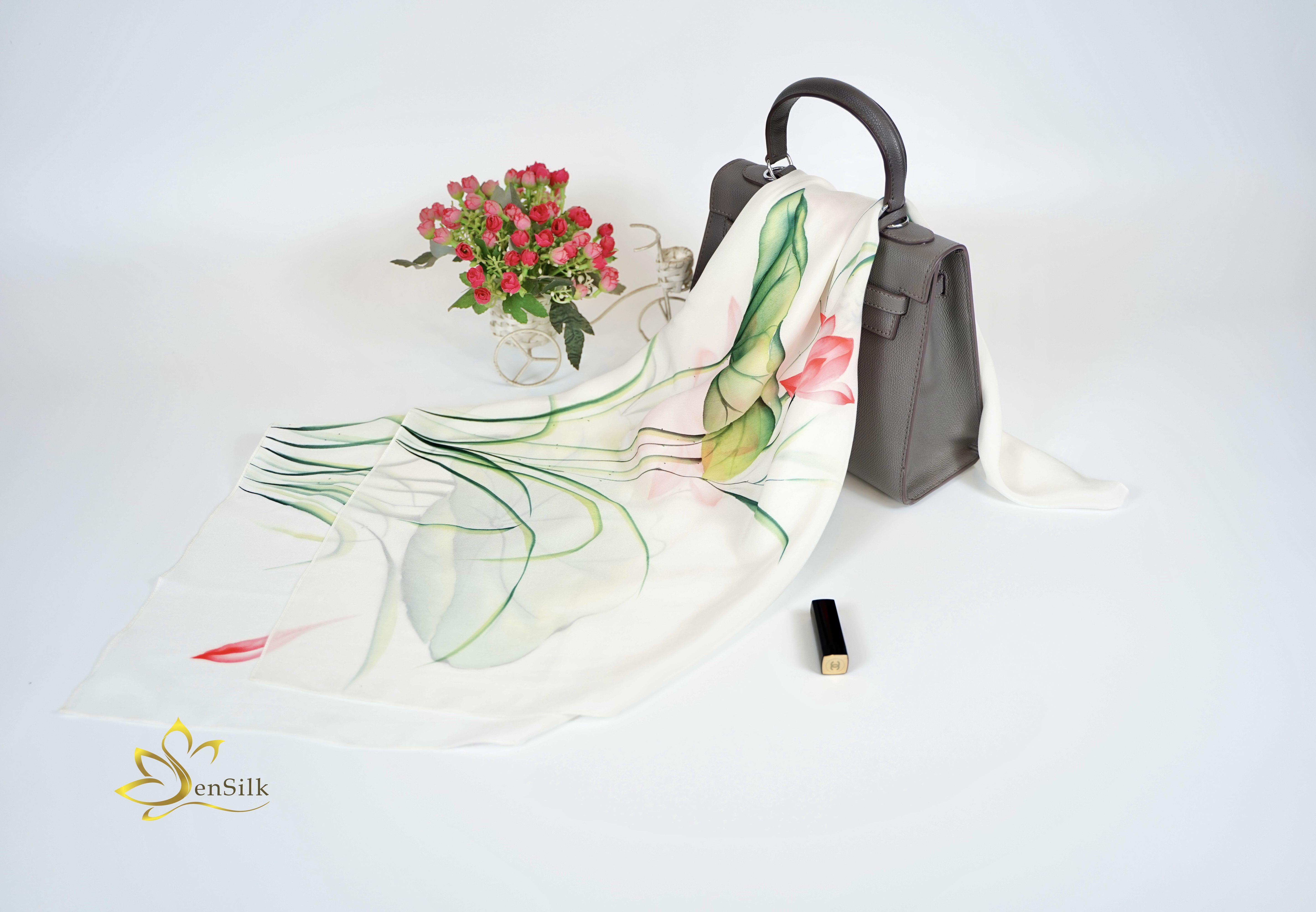 Khăn Lụa Vẽ Hoa Sen - SenSilk - Quà Tặng Khách Nước Ngoài, Quốc Hoa Việt Nam, Phụ Kiện Thời Trang Nữ Cao Cấp, Silk Painting Scarf, Water Marbling, Khăn Dệt Làng Nghề Truyền Thống.