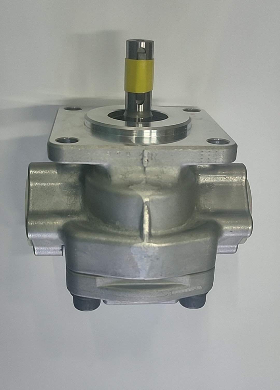 BƠM THỦY LỰC GPY-3R715 SHIMADZU JAPAN HYDRAULIC GEAR PUMP 20.6Mpa