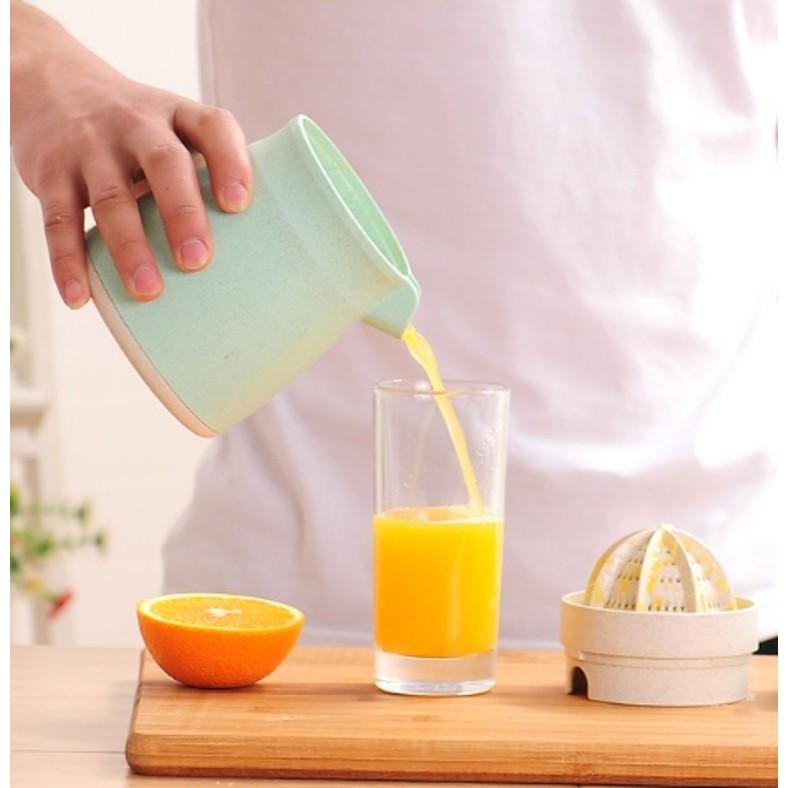 Dụng cụ vắt cam làm từ lúa mạch