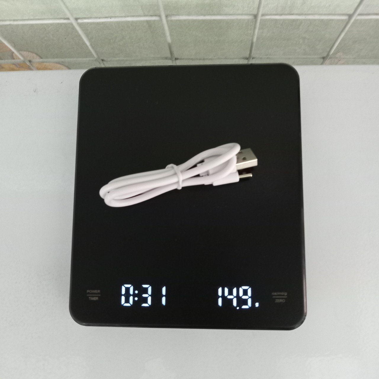 Cân điện tử nhà bếp 3 kg x 0.1gr, sạc USB, màn hình led