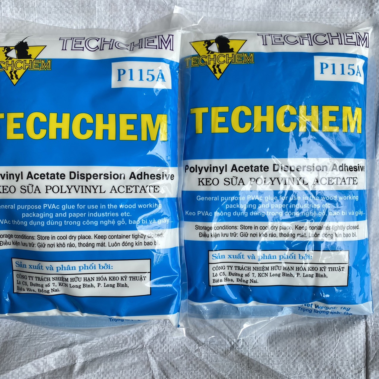 Keo sữa Techchem siêu kết dính dùng để dán giấy dán tường