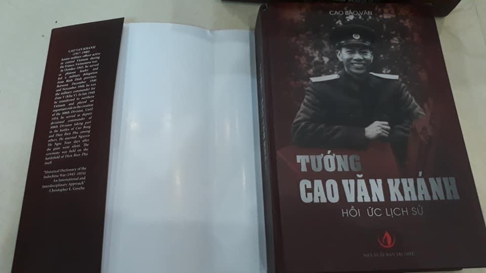 Tướng Cao Văn Khánh - Hồi Ức Lịch Sử (Bìa Cứng)