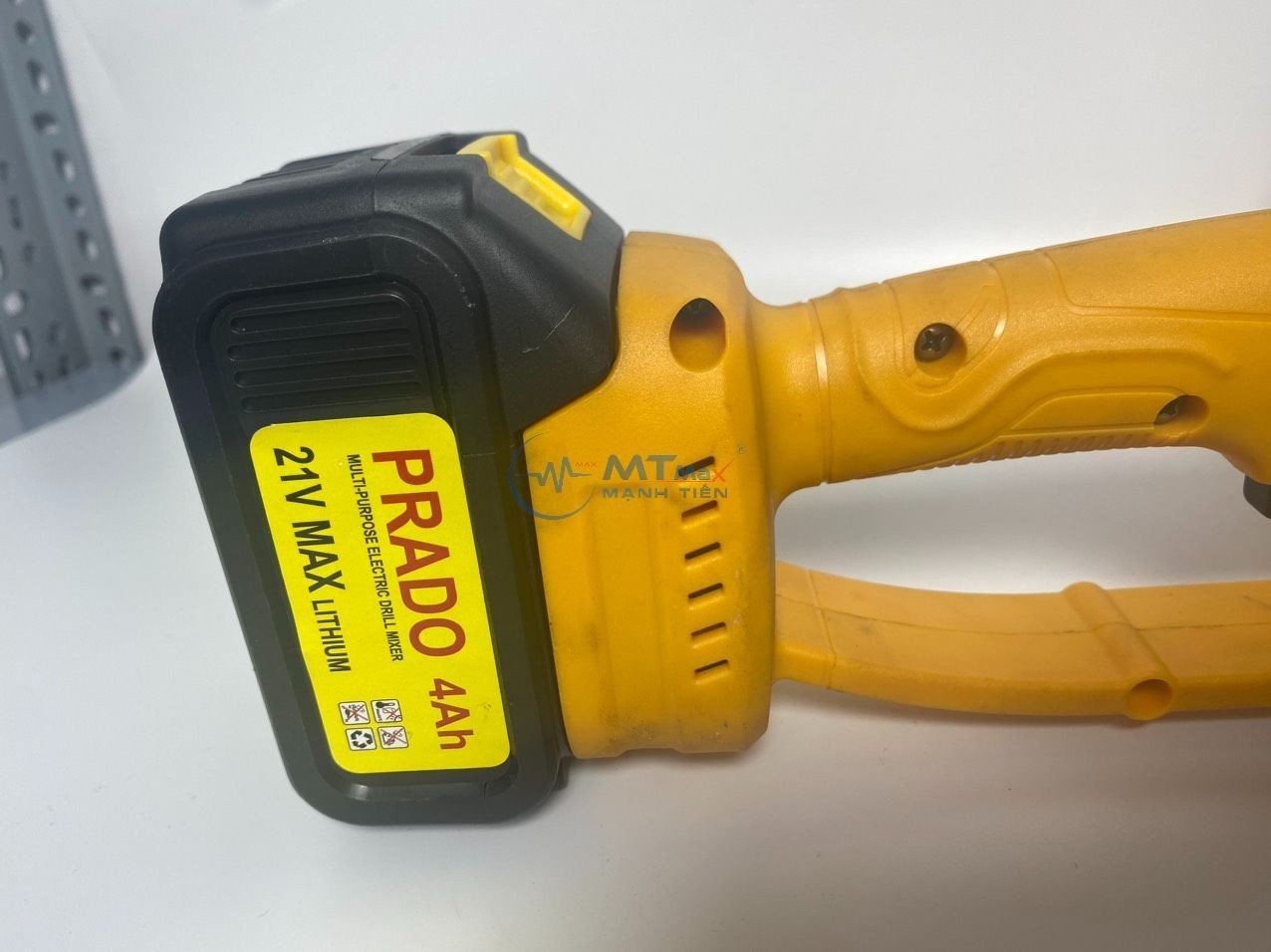 Máy Cưa Xích PRADO – Lam Xích 30cm, Tặng 2 Pin 21V, Thiết Kế Nhỏ Gọn, Tiện Lợi Đi Rừng, Làm vườn , Làm Gỗ Mỹ Nghệ