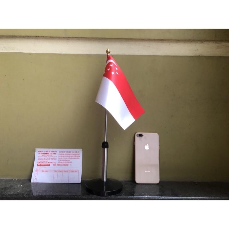 Cờ để bàn inox đen đơn Quốc kỳ Singapore
