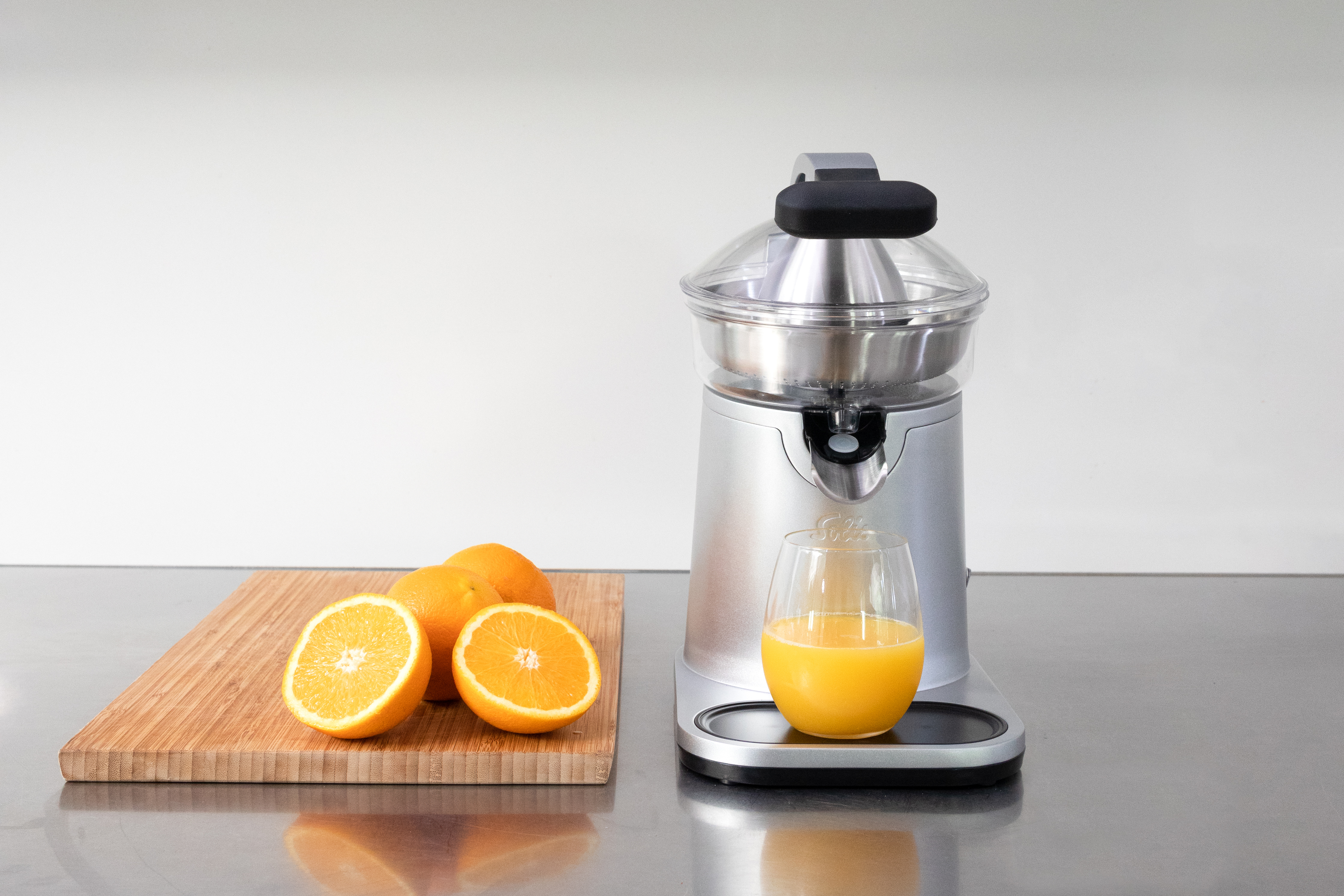 Máy vắt cam Solis Citrus Press Station - Hàng nhập khẩu