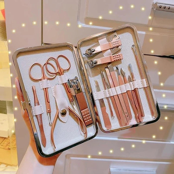 Bộ Dụng Cụ Bấm Móng Tay 18 món (Dụng cụ cắt móng, làm móng, ráy tai, mụn tiện dụng) - HENRYSA