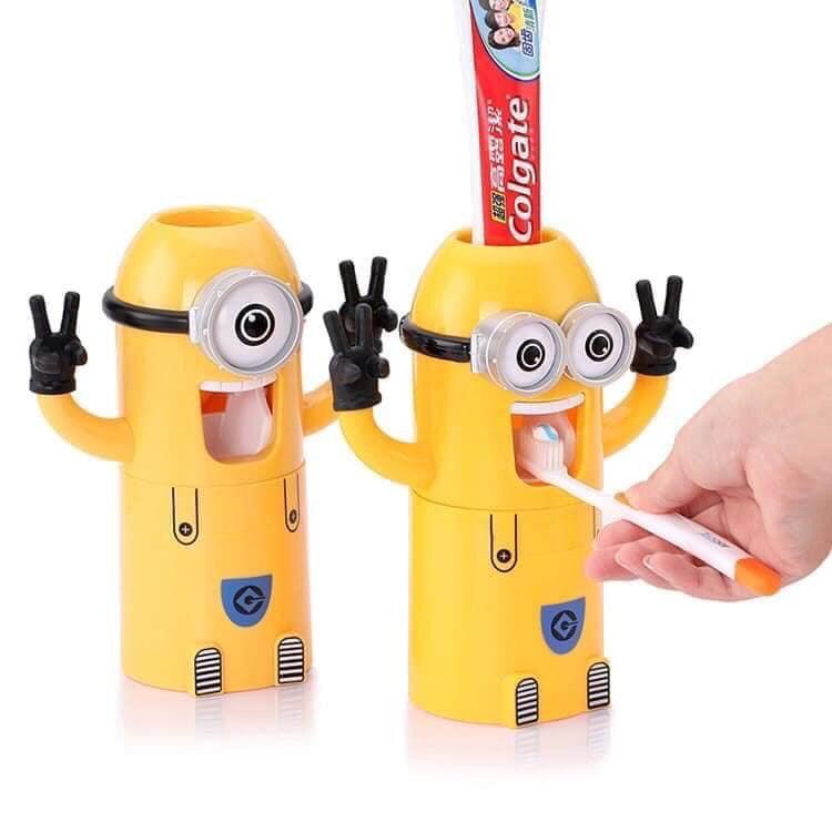 Bộ dụng cụ lấy kem đánh răng tự động kèm giá đỡ bàn chải hình minion