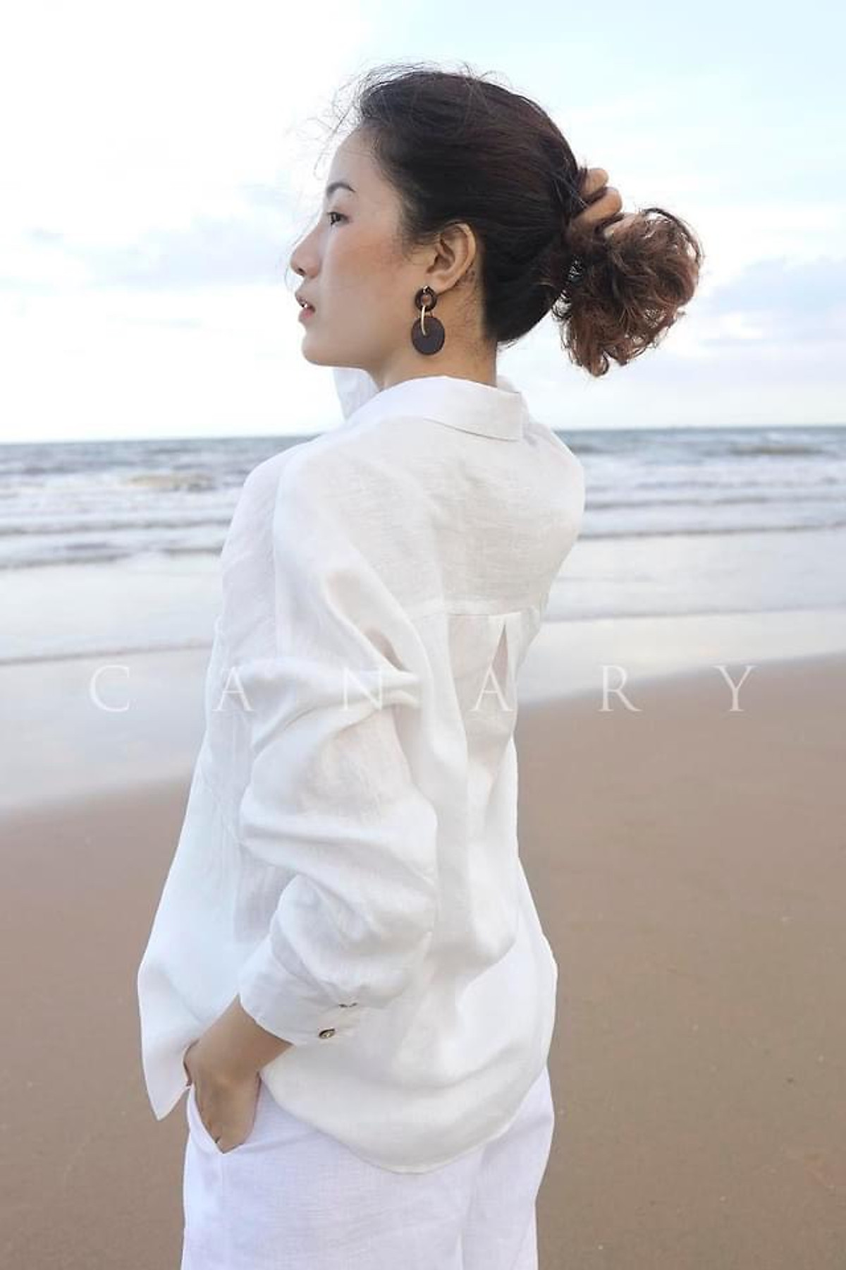 Sơ mi nữ linen form rộng trễ vai trẻ trung