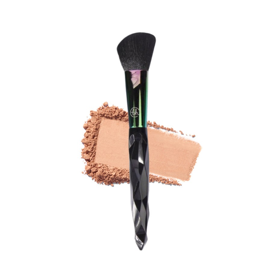 Cọ Khối Hoặc Má Hồng Bh Cosmetics Poison Shock 02