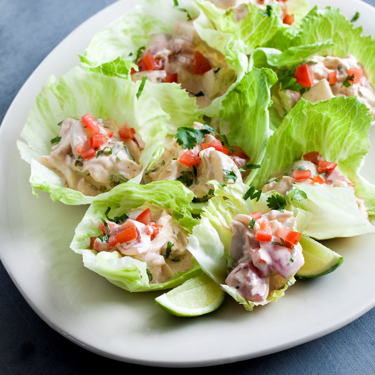 Thịt Tôm Hùm Đất Trộn Salad Kiểu Châu Âu Ăn Liền Tiện Lợi Hộp 500grs