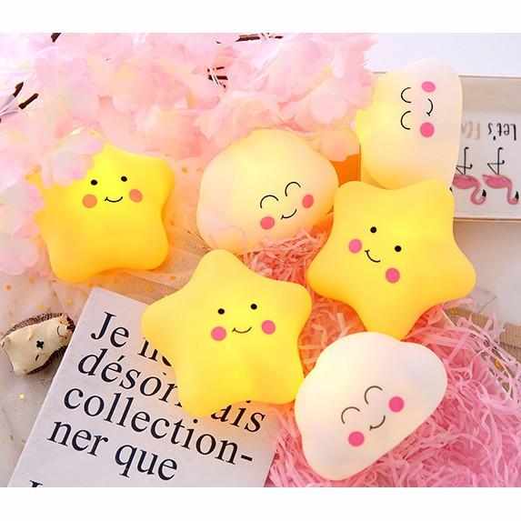 Đèn Decor Trang Trí Đèn Ngủ Cute Dễ Thương Trang Trí Phòng Ngủ LED Pin Hình Ngôi Sao Và Đám Mây 10 cm - HUMI