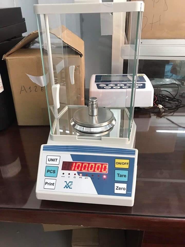 Cân Kỹ Thuật FHB H323 320g – Cân 3 số lẻ
