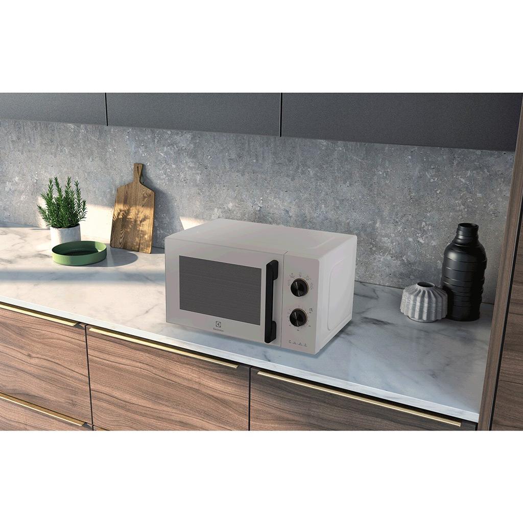 Lò vi sóng Electrolux 20 lít EMM20K22W - Hàng chính hãng