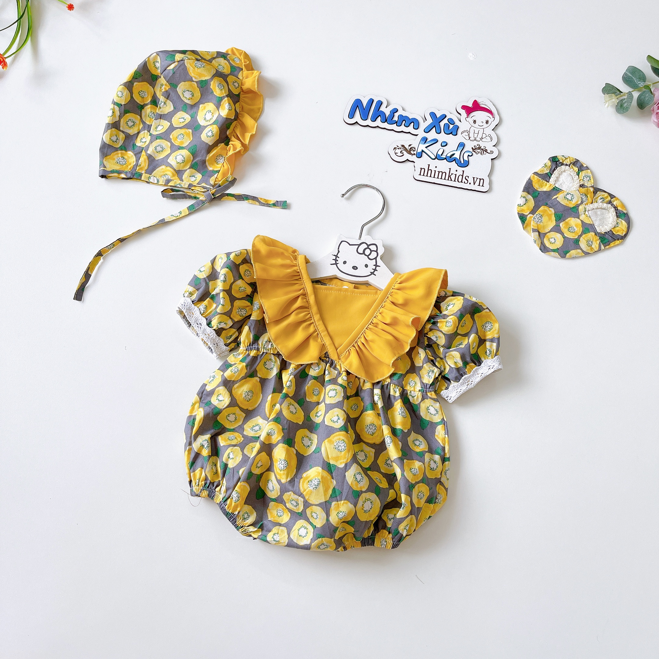 Bodysuit bông bí màu vàng bé gái sơ sinh đến 12kg, body tay ngắn 3 chi tiết cho bé gái