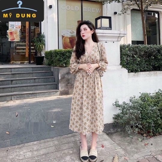 ĐẦM  MIDI  HOA NHÍ - CỔ V  DÁNG MAIX NHẸ NHÀNG