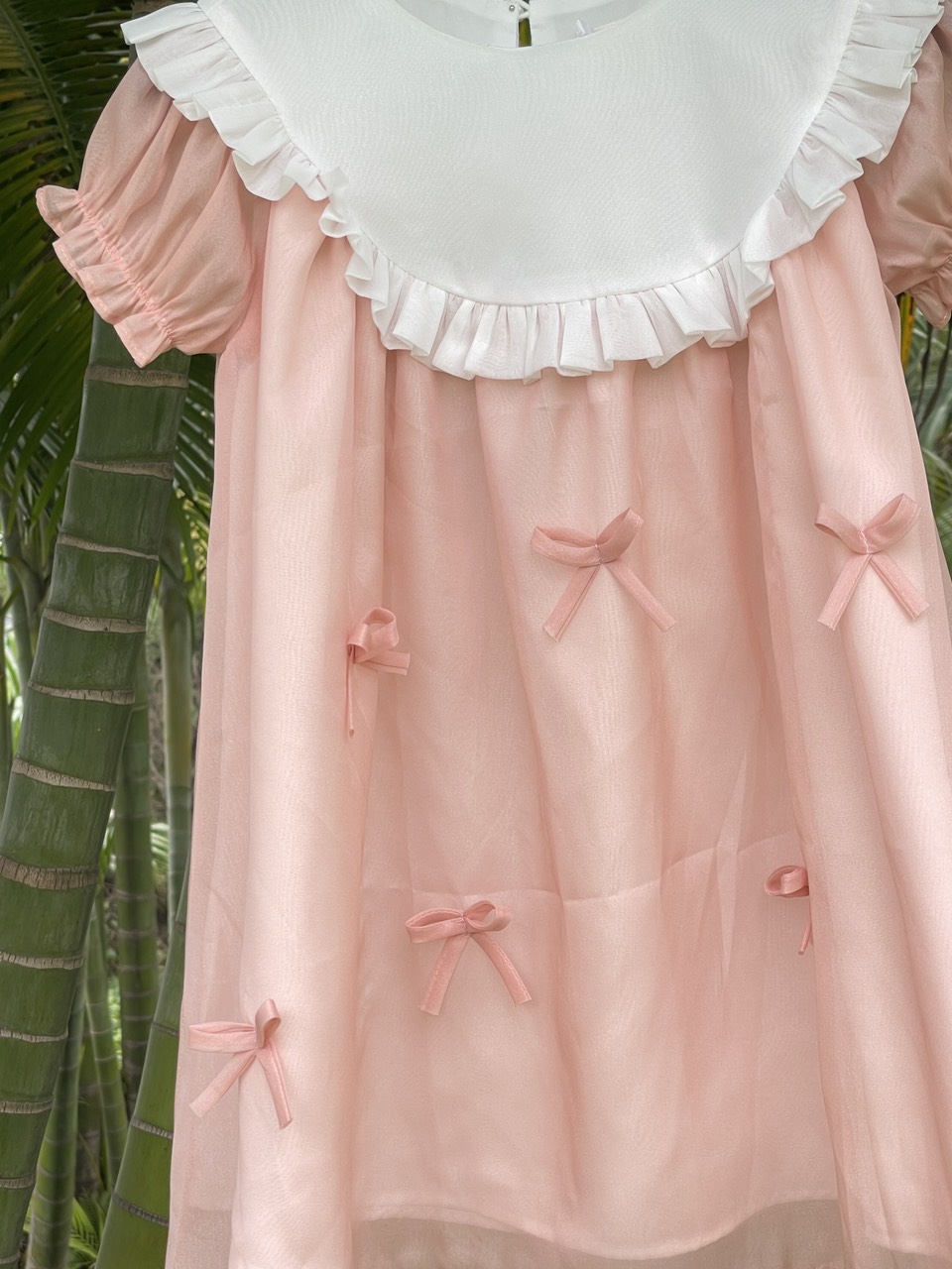 Váy hè cho bé gái, Đầm babydoll trẻ em 2-10 tuổi cổ điệu đính nơ vải tơ nhẹ hàng thiết kế kiểu dáng điệu đà