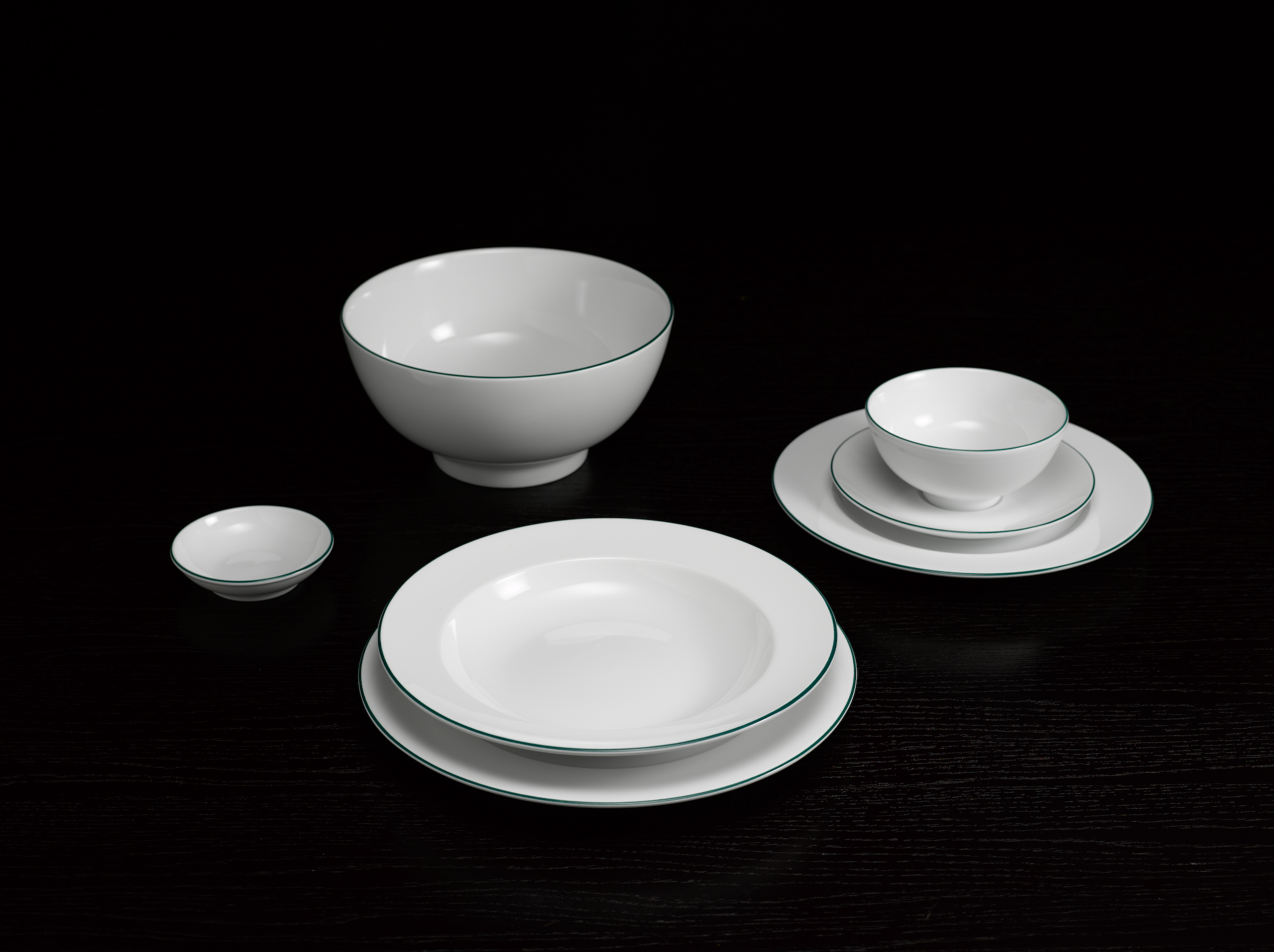 Dĩa tròn 25 cm - Jasmine - Chỉ xanh lá - Gốm sứ cao cấp Minh Long 1