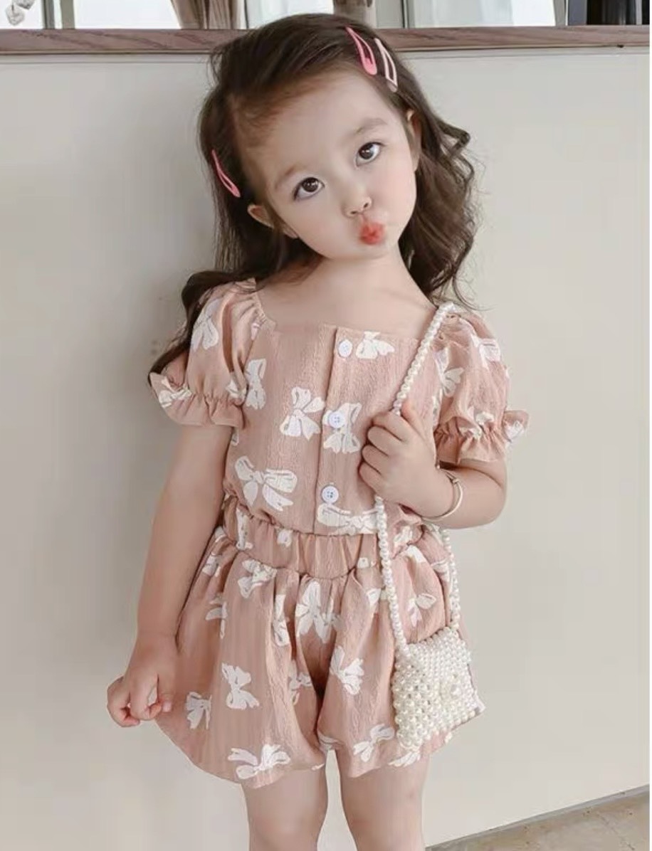 Set bộ áo nơ quần phồng cho bé gái