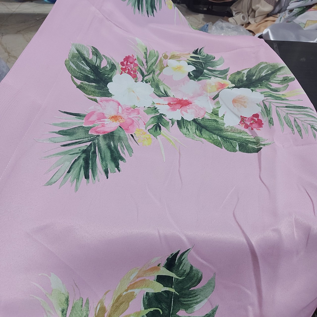RÈM CỬA CHIM HẠC MÀU XANH VÀ HỒNG .SIZE 3M NGANG X 2M CAO