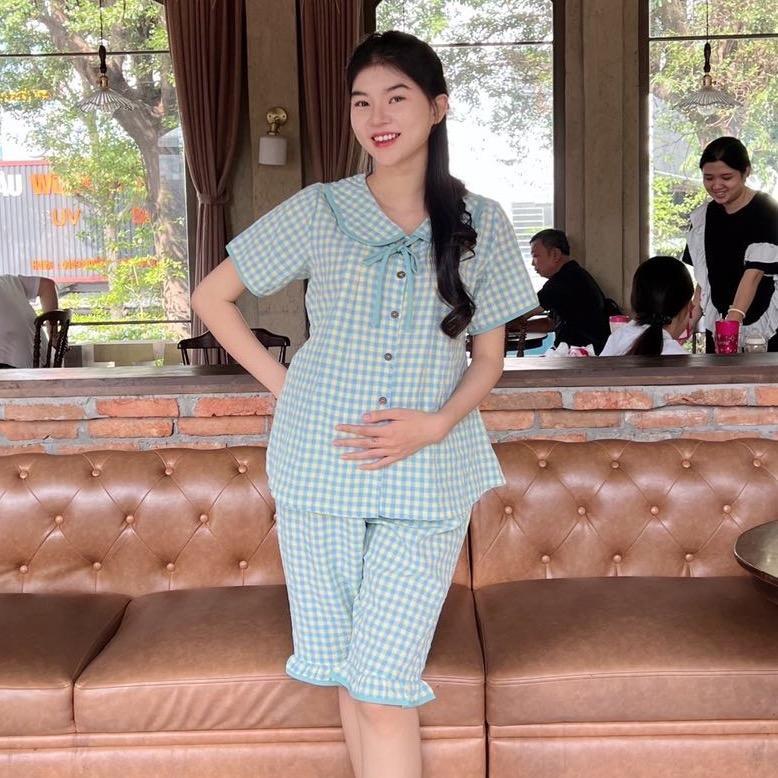 Bộ Đồ Bầu Lửng Karo Mẫu Mới Mùa Hè 2025 Mặc Nhà Chất Cotton Hàn Nhẹ Mát Có Chun Điều Chỉnh - Đỏ