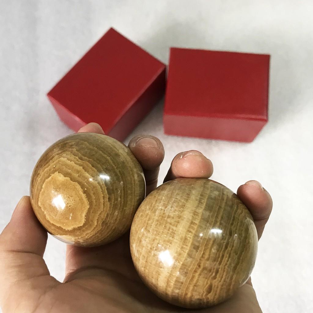 Bi lăn tay màu vàng nâu nhẹ đường kính 3.5 đến 4 cm cho người mệnh Kim và Thổ