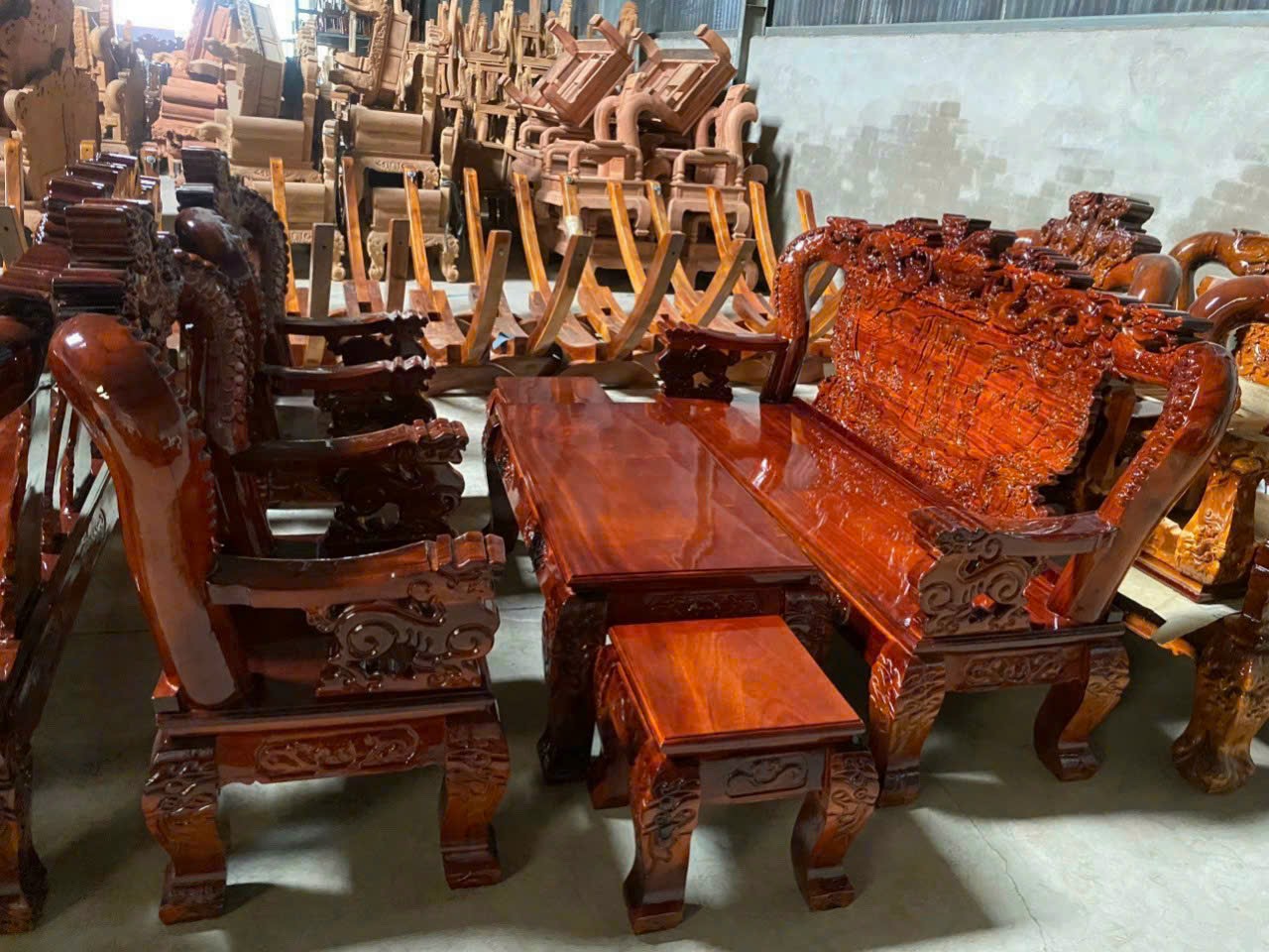 Bộ Salon Gỗ Tay 12 Bát Tiên Chạm Rồng Tay Rồng