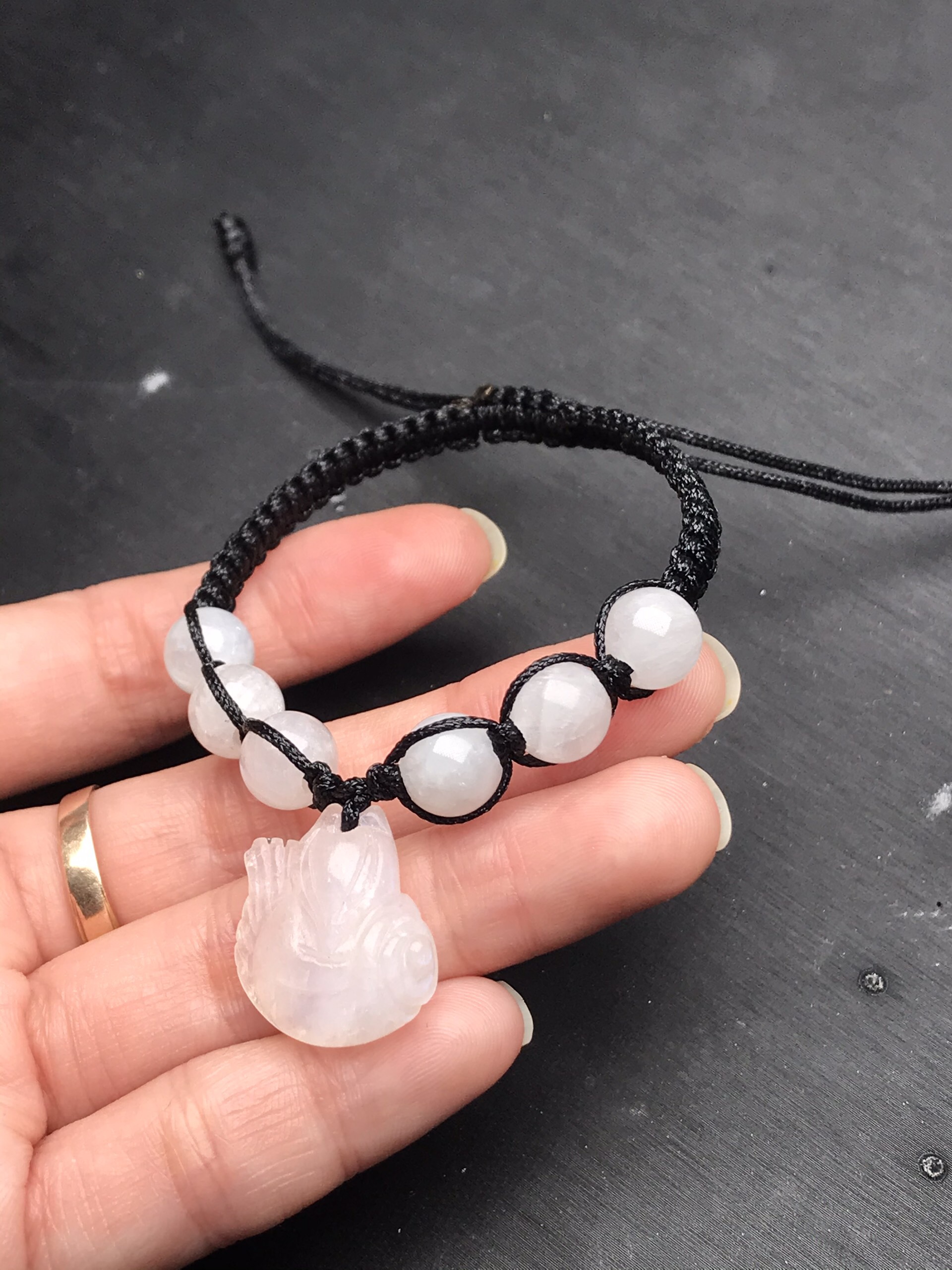 Vòng tay đá mặt trăng mix hồ ly