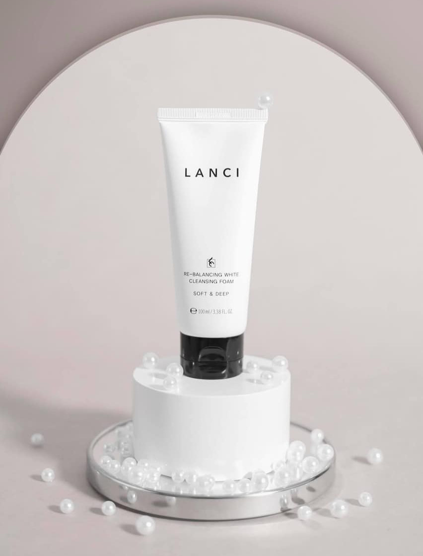 Sữa rửa mặt trắng da Lanci Whitening Deep Clean 100ml Hàn Quốc ngăn ngừa mụn cấp ẩm 100ml