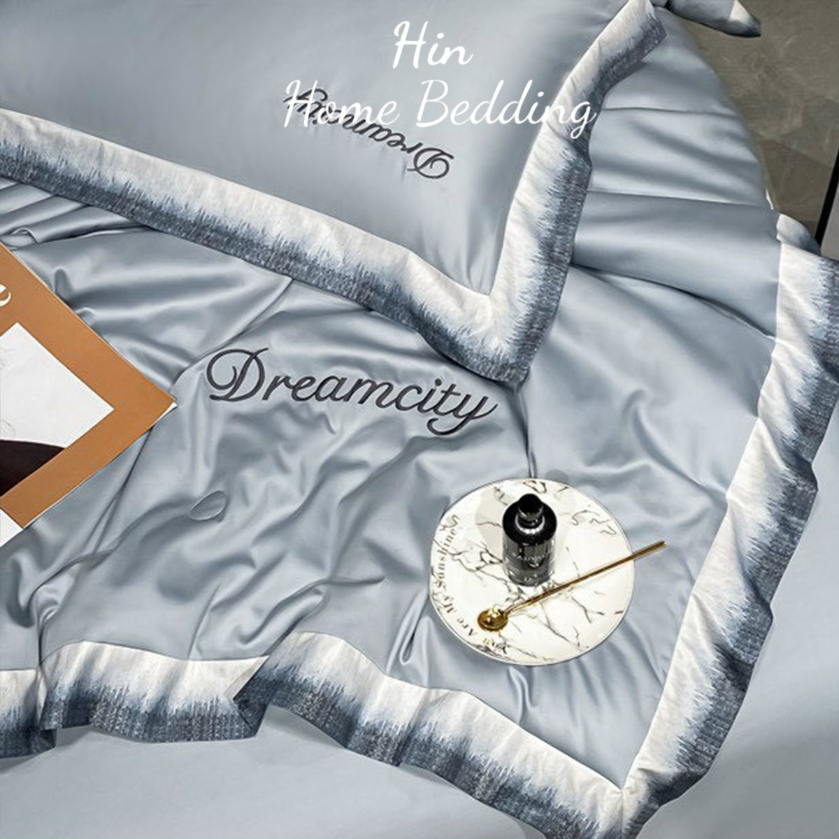 Bộ Chăn Ga Gối Đệm 5 Món Chăn Phao Lụa Thái Hin Home Bedding Mẫu Xanh Nhạt
