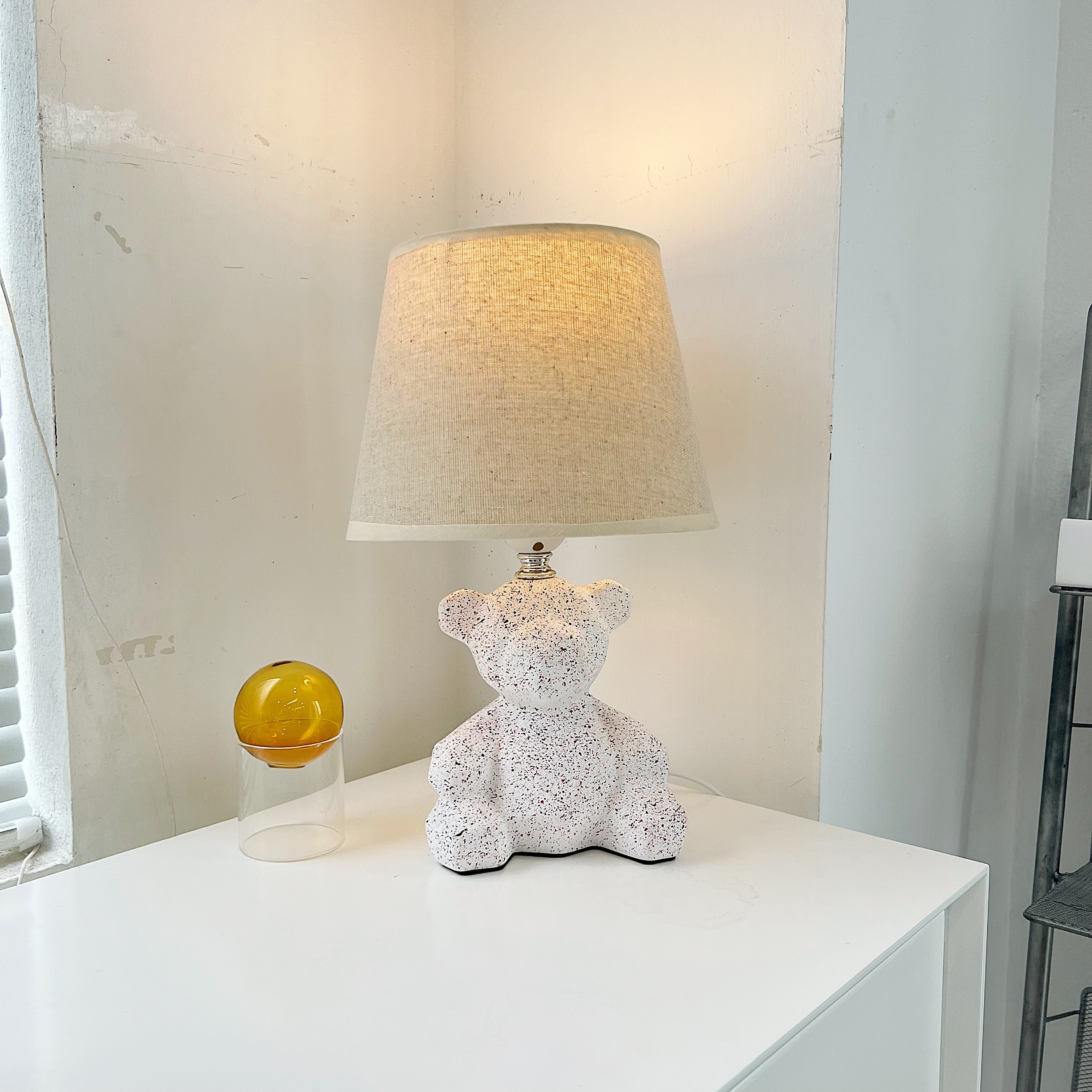 Đèn ngủ hình gấu màu trắng dễ thương bằng gốm sứ DBG002