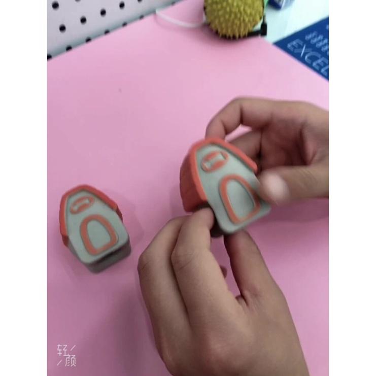 Squishy CHÓ TRỐN TRONG CHUỒNG Mochi mềm mịn dễ thương chân thực giảm stress co dãn đàn hồi ngộ nghĩnh bóp giải tr