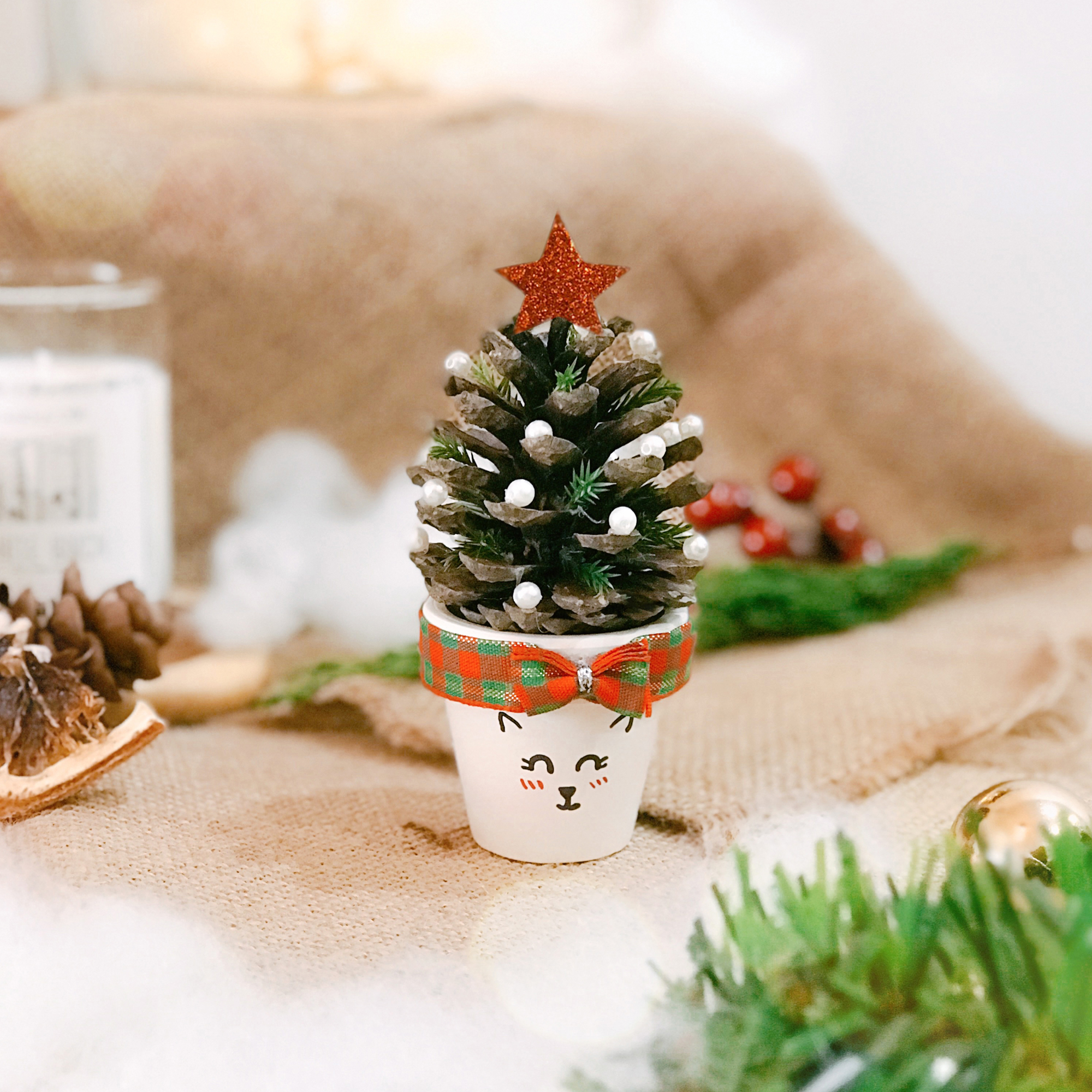 CÂY THÔNG MINI, CÂY THÔNG NOEL TRANG TRÍ TỪ TRÁI THÔNG KHÔ TỰ NHIÊN | DIY PINE CONE CHRISTMAS TREE