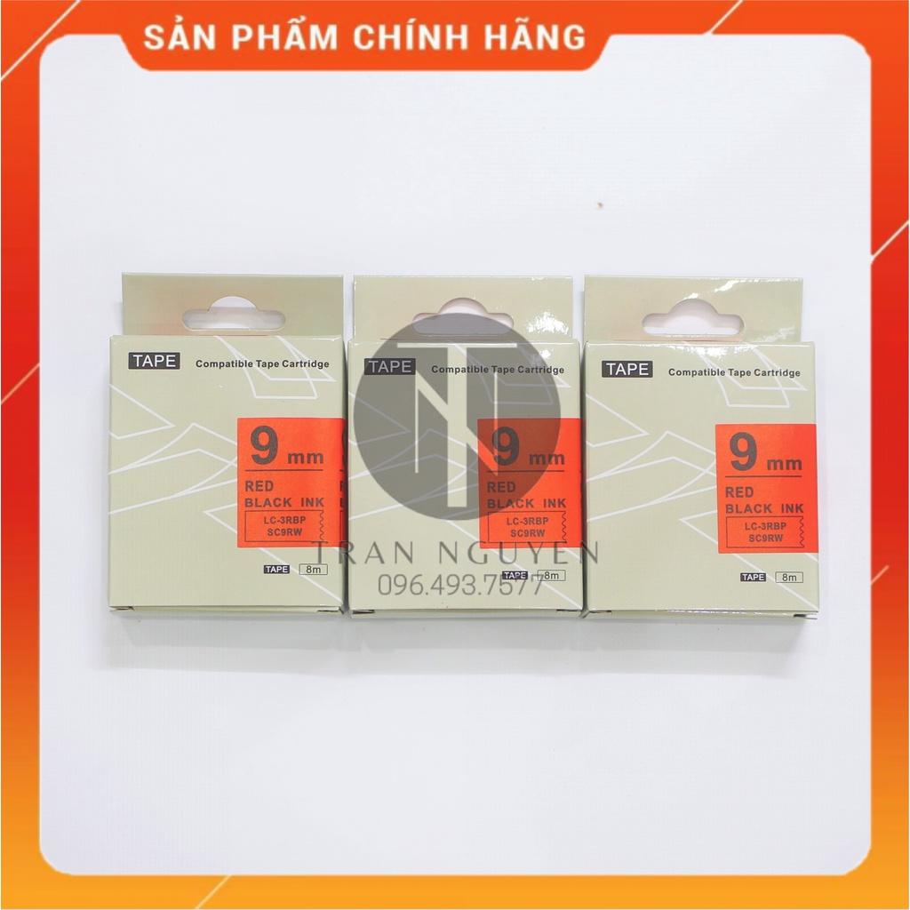 [Combo 3 cuộn] Nhãn in Tepra SC9RW (LC-3RBP) - Chữ đen nền đỏ 9mm x 8m - Hàng nhập khẩu