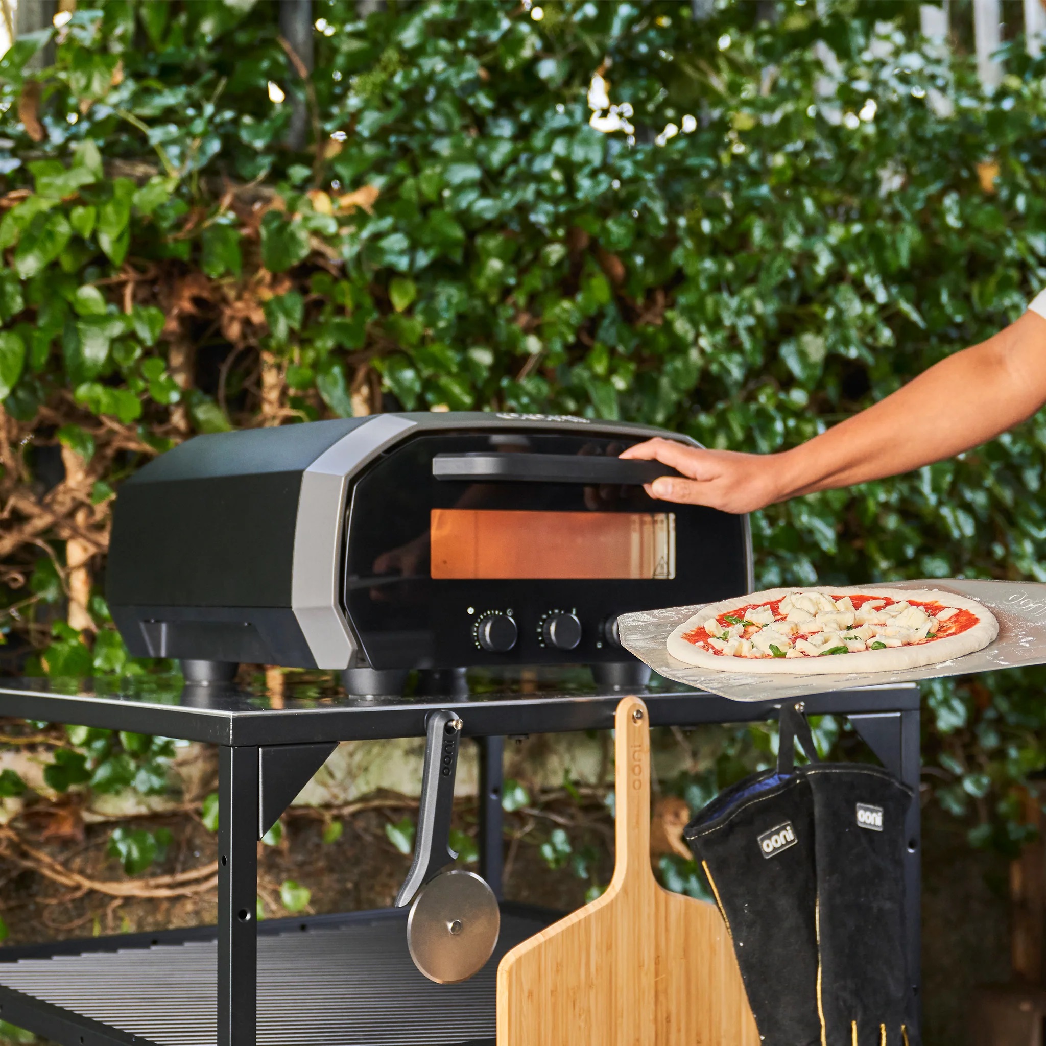 Lò Nướng Pizza Điện Ooni Volt 12 Electric Pizza Oven Dùng Trong Nhà Và Ngoài Trời