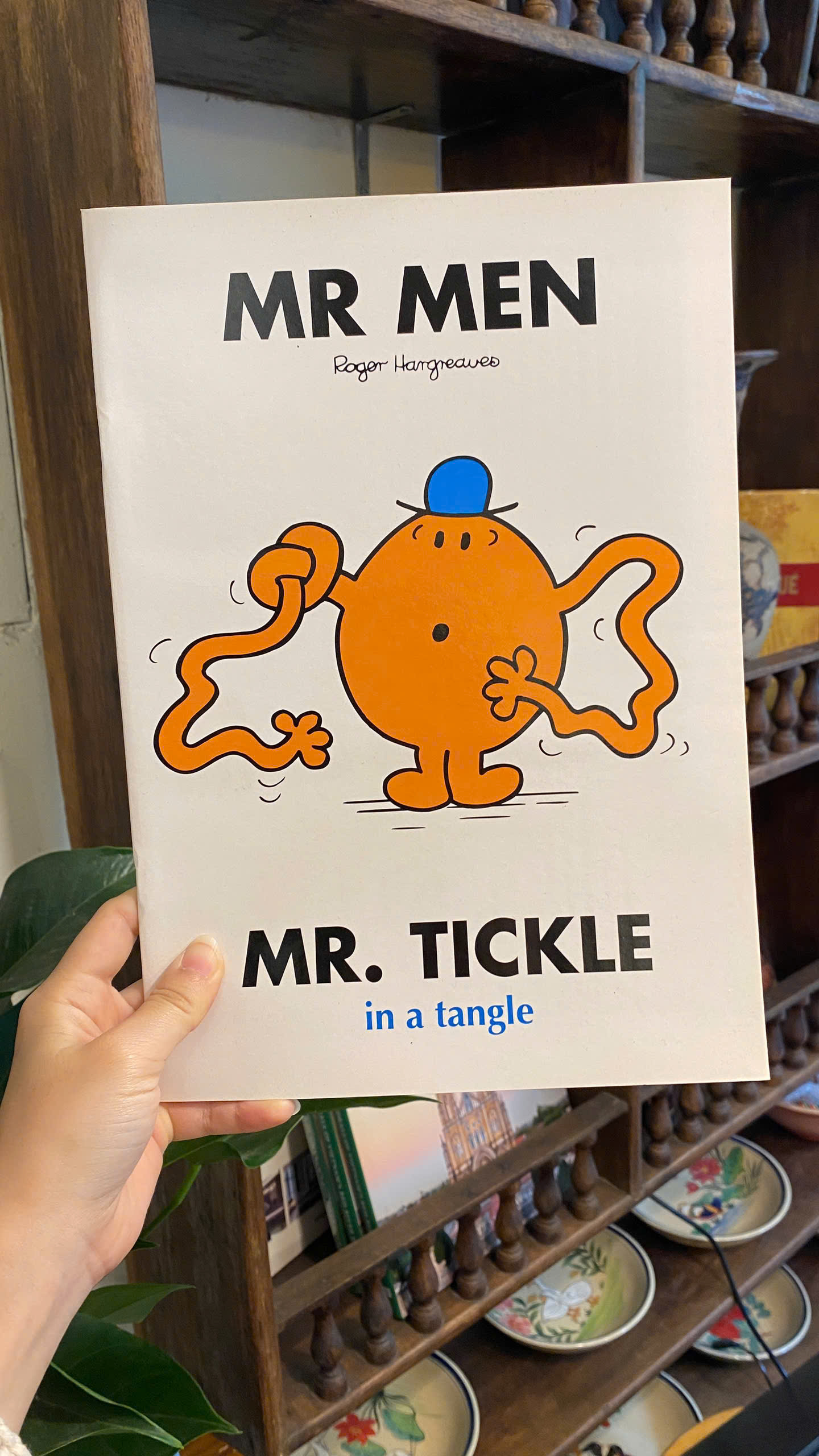 Sách - Mr. Tickle in a Tangle by Roger Hargreaves | Children's English Picture Book